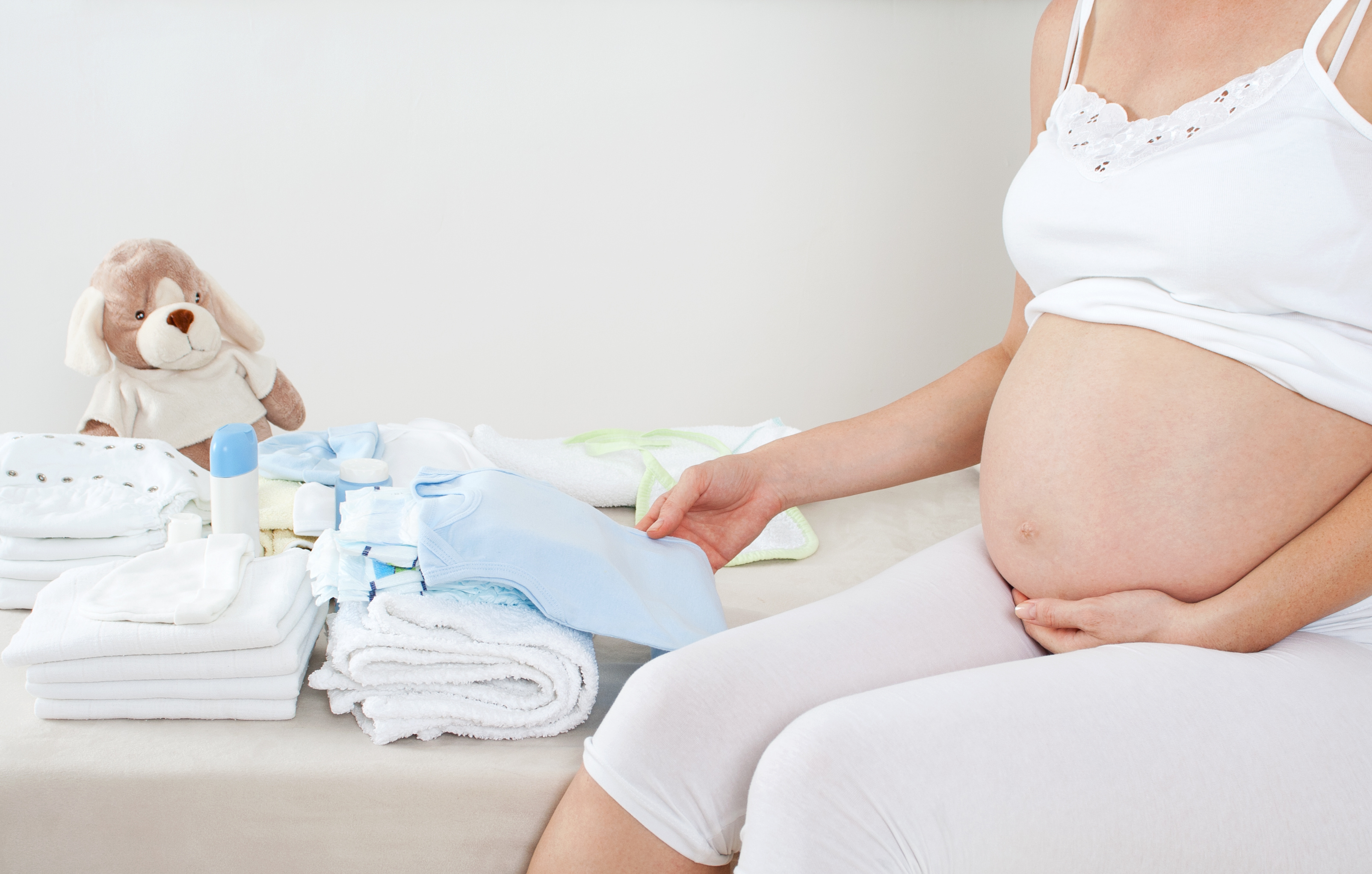 Astuces pour les vêtements de maternité et d'allaitement : un incontou –  Happily Ever After Maternity