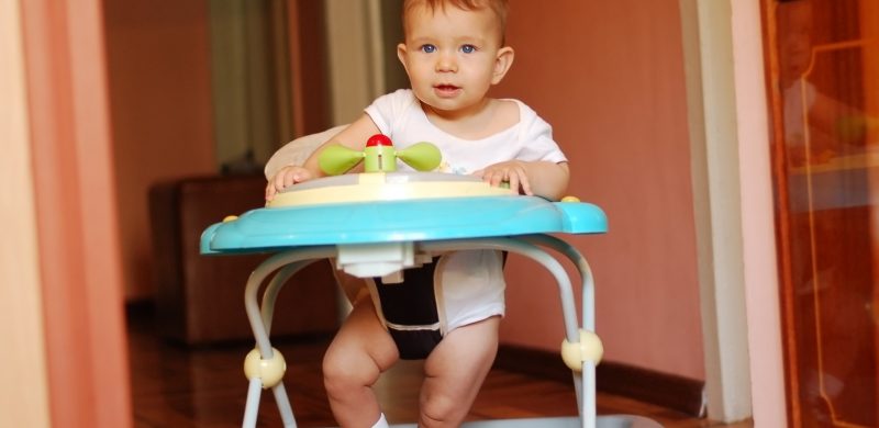 ➤ Bébés de 0 à 3 ans  Besoins - Intérêts - Jeux et activités