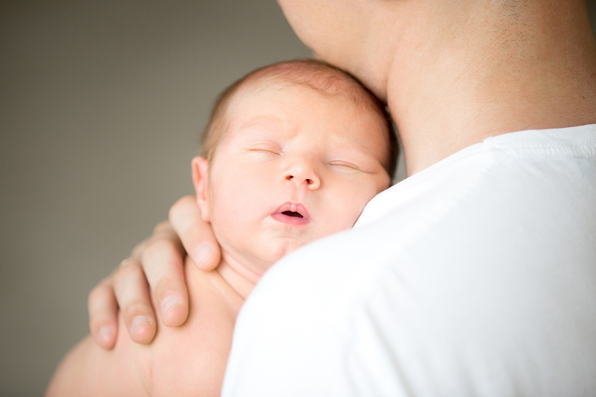 Sommeil de bébé : les conseils à adopter ou éviter