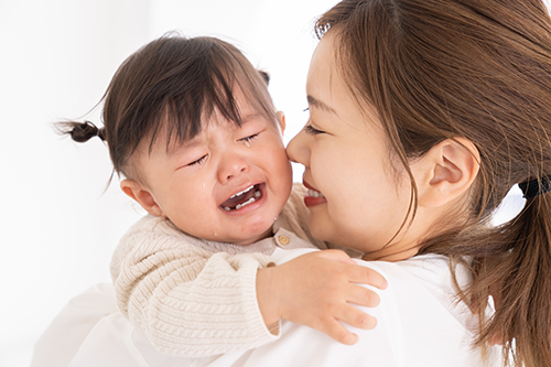 Bébé 1 mois : éveil et développement - Parole de mamans