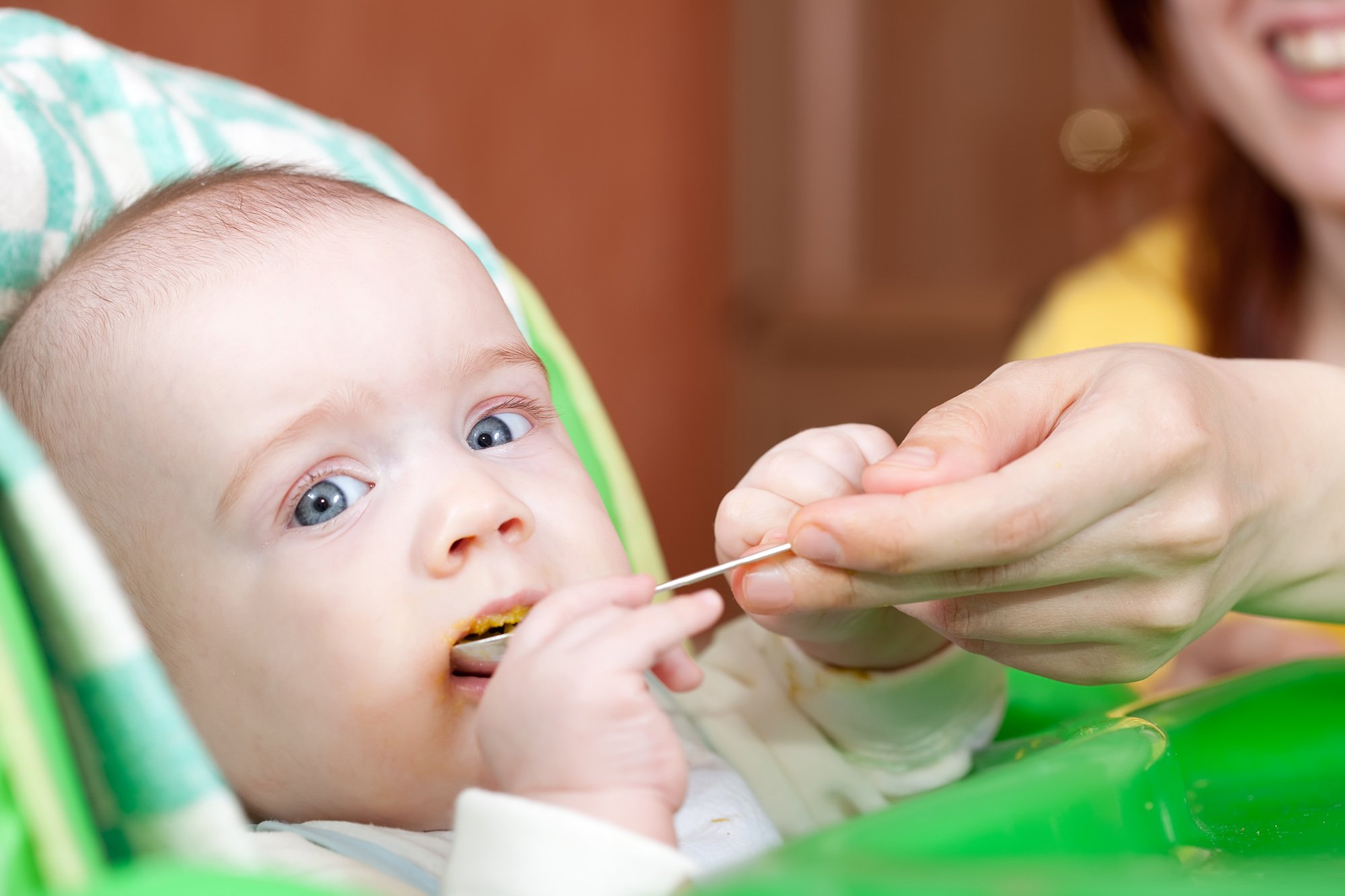 Comment nourrir un bébé de 4 mois ? - Good Goût